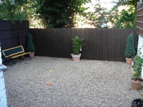 Yard02